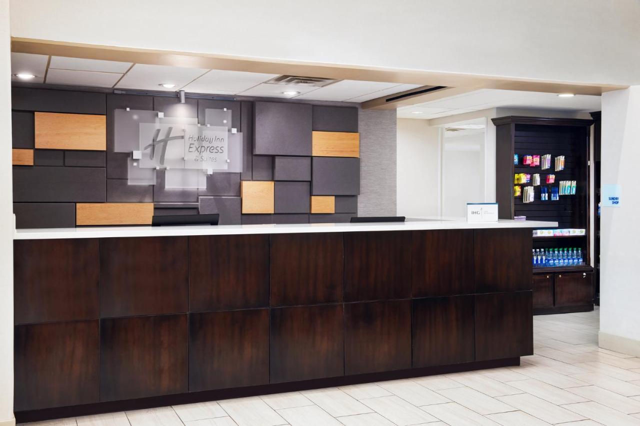 Holiday Inn Express & Suites Jacksonville South East - Medical Center Area By Ihg Exterior foto