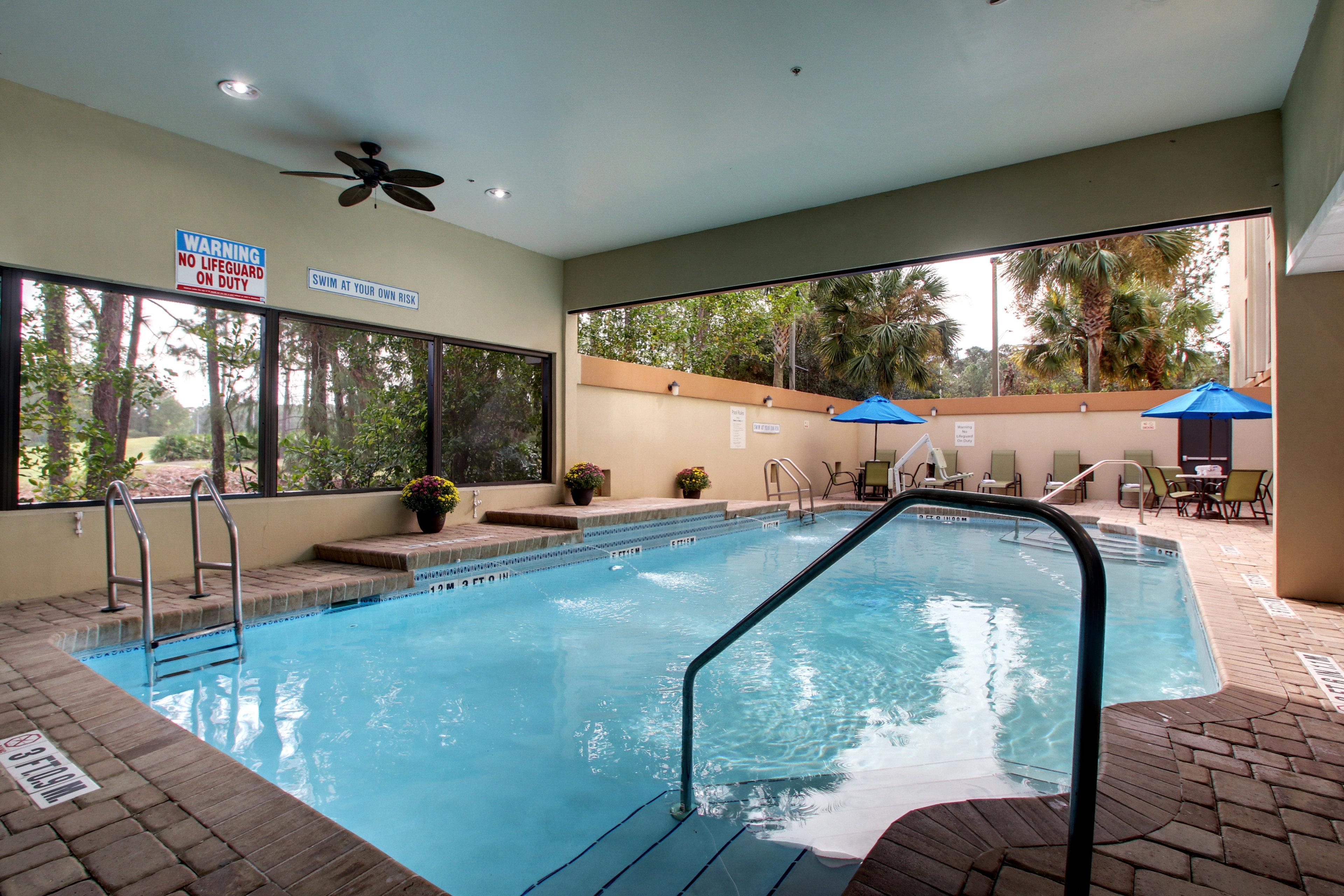 Holiday Inn Express & Suites Jacksonville South East - Medical Center Area By Ihg Exterior foto